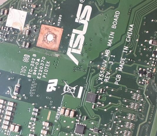 płyta główna po zalaniu